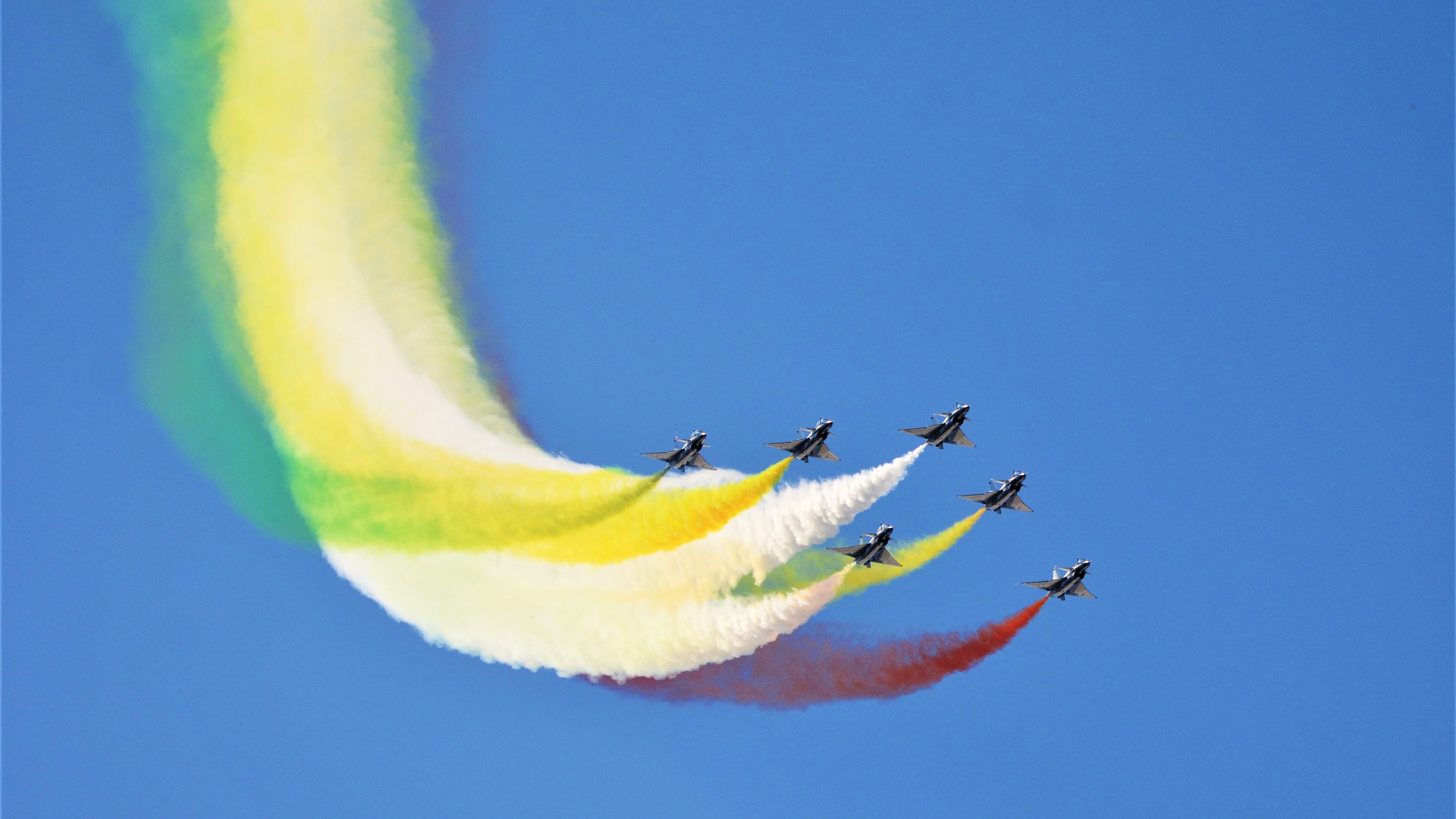 _精英聚会:超豪华明星赛庆典华丽上演_,精英聚会口号