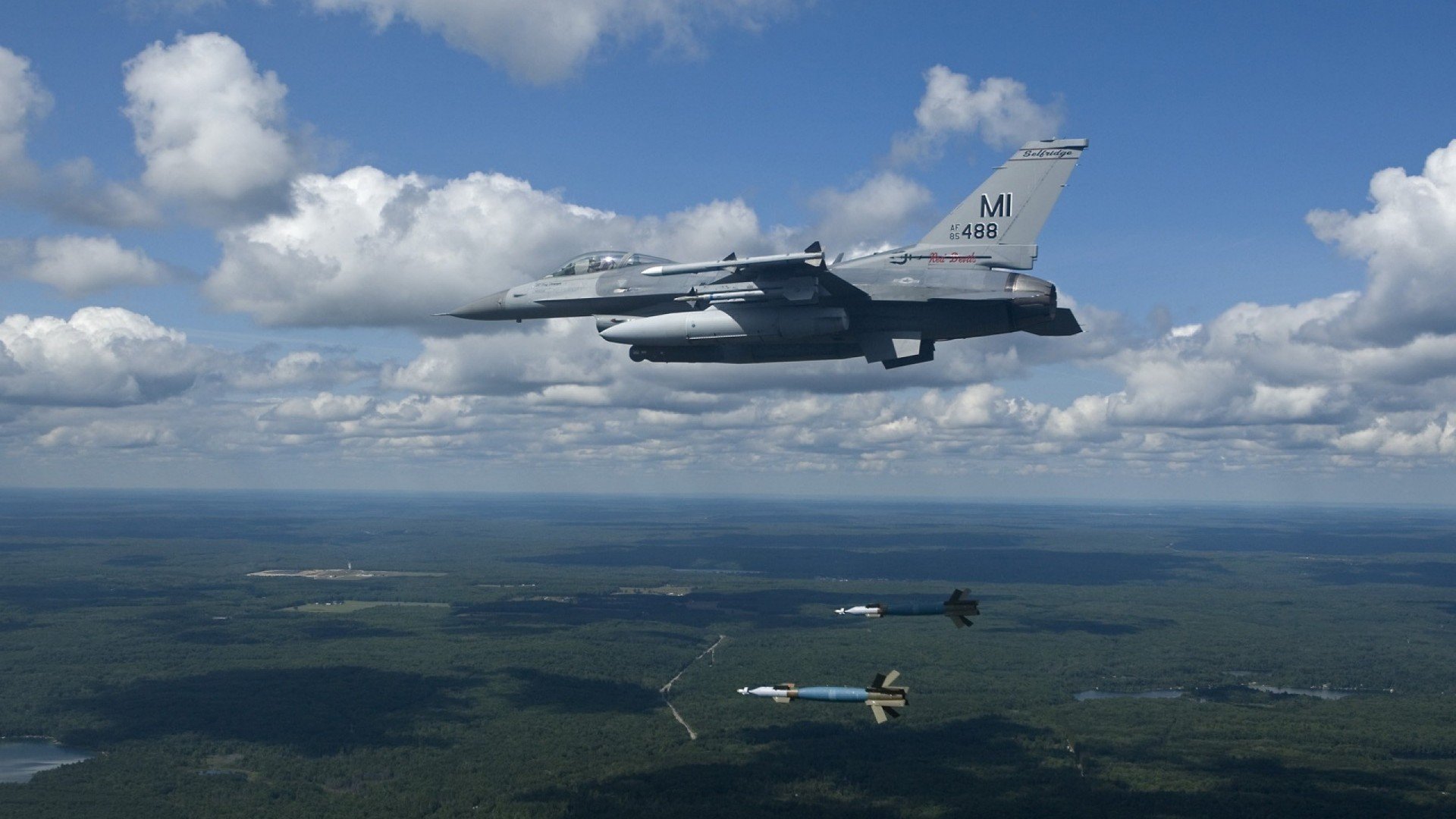 九游app官网下载-“中超赛场新规实施，提升比赛公平性”，中超赛场要求